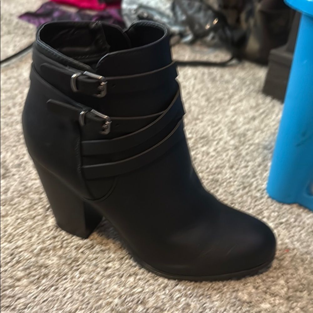 Black Ankle Boots ~ Women’s size 8